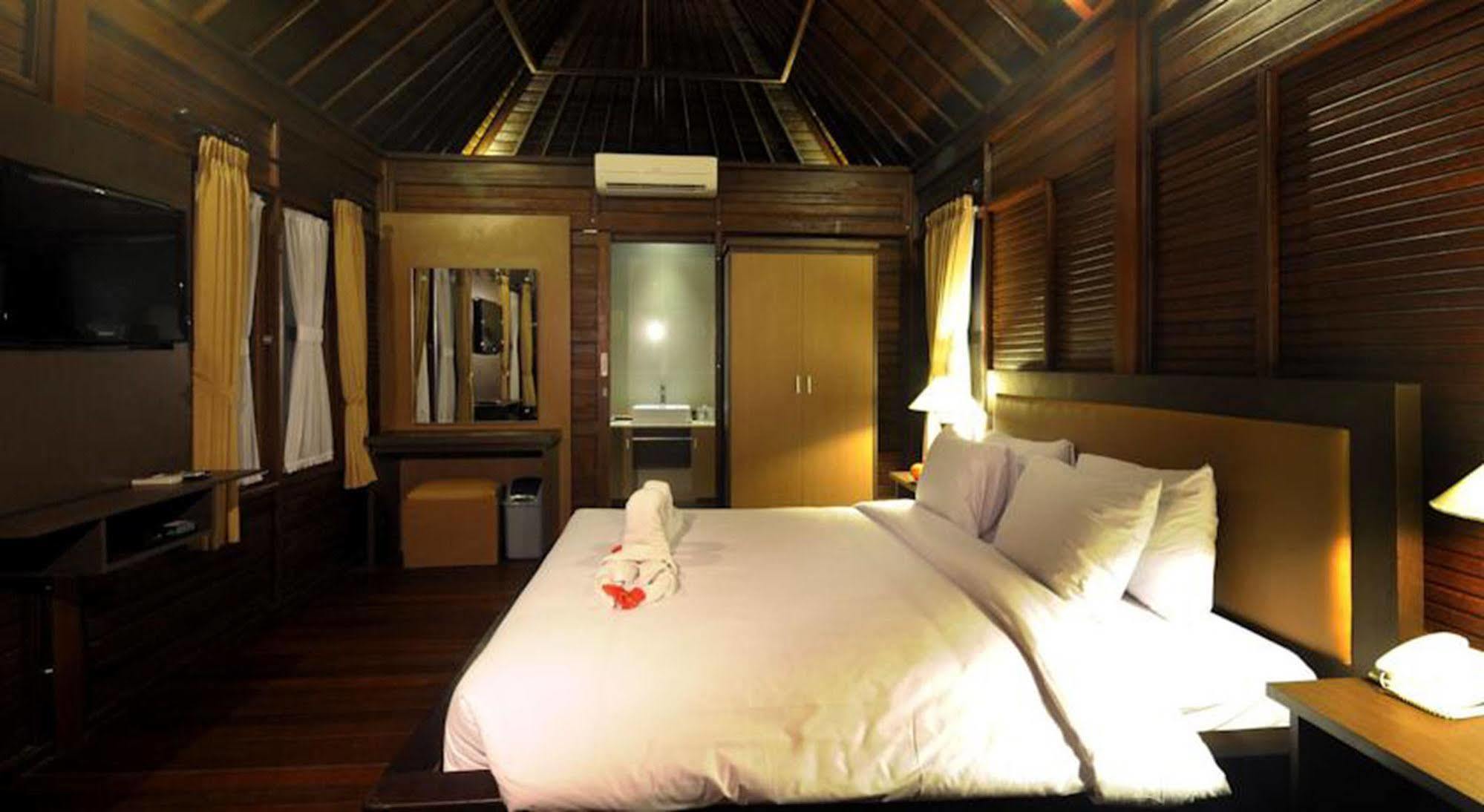 Aman Gati Balangan Hotell Pecatu Exteriör bild